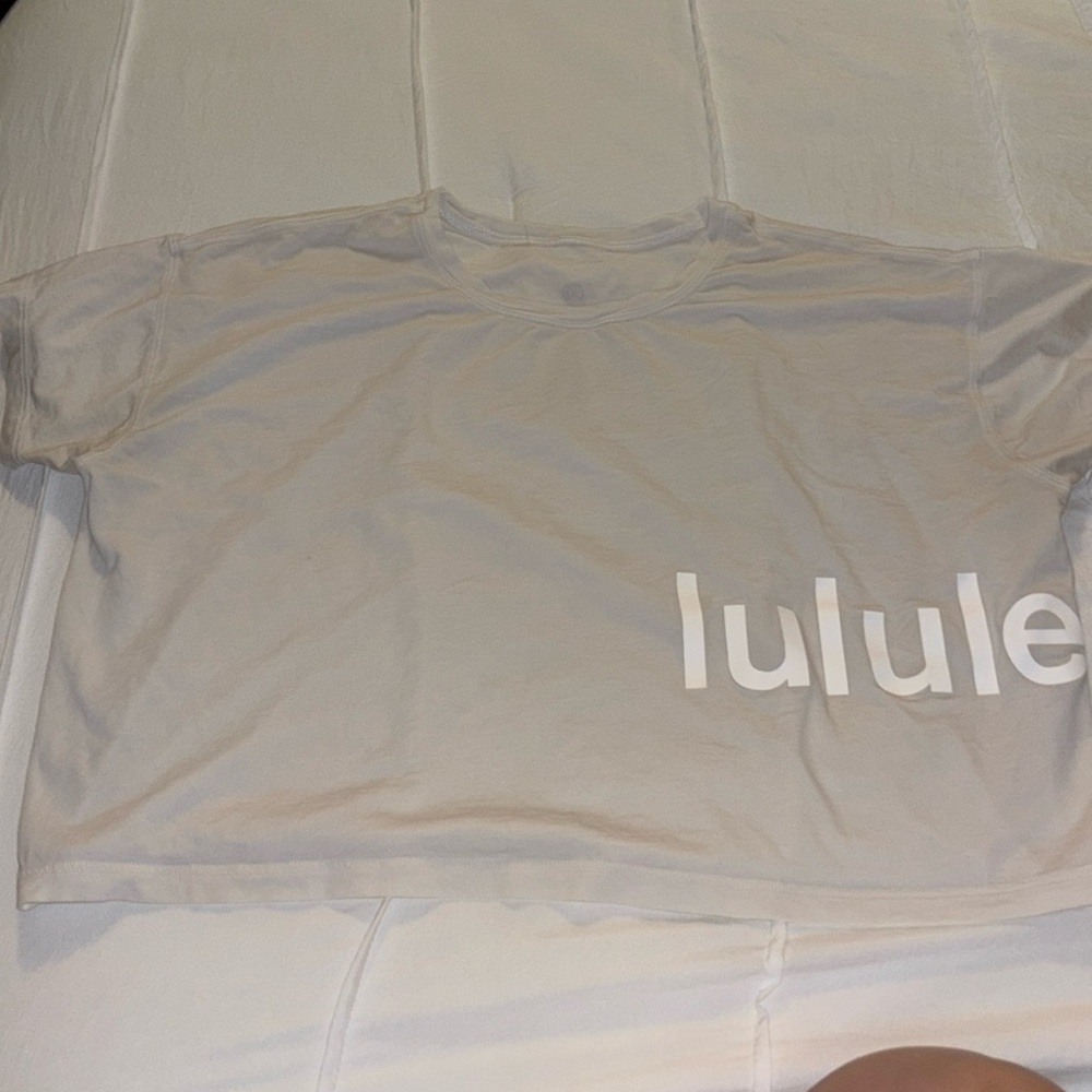 Lululemon cates tshirt